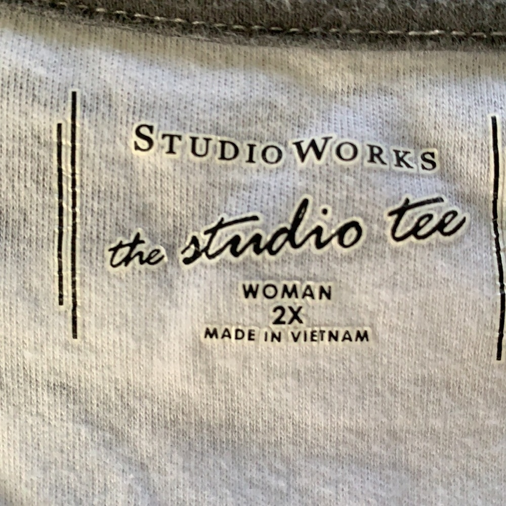 Studio Works tshirt - Picture 3 of 4
